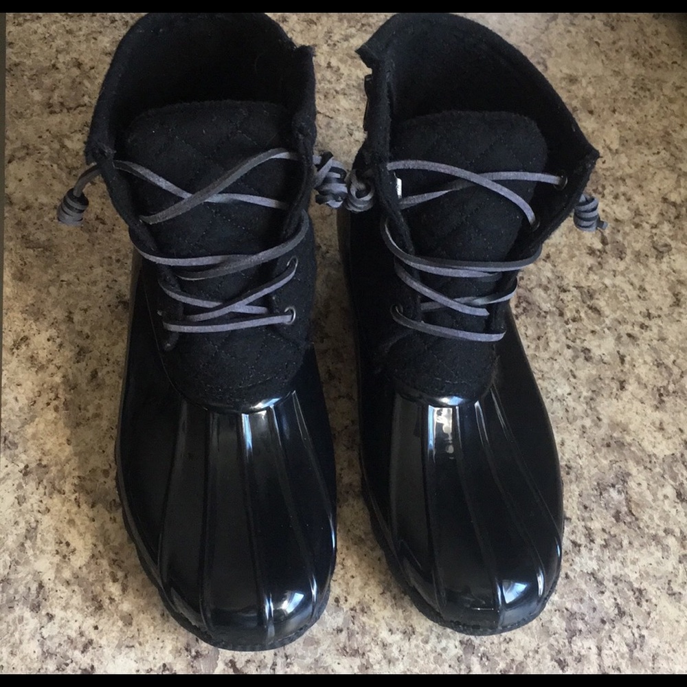 Seven brand duck boots size 9